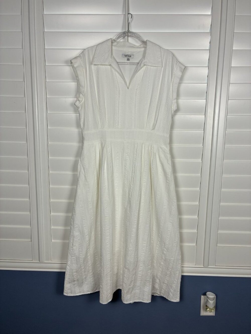 Kensie Women’s 14 White Textured Stripe Collared Midi Dress with Pockets